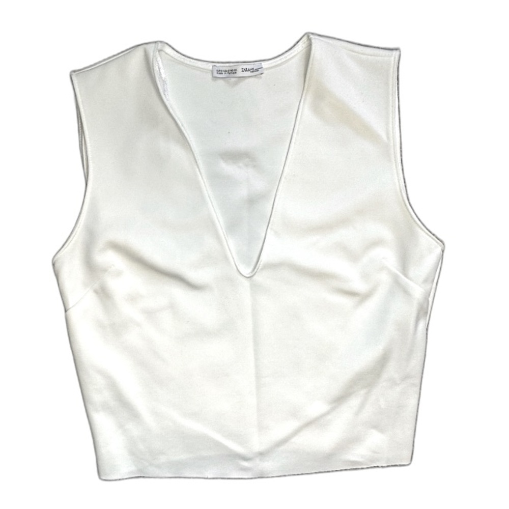 Stylish Cropped White Top